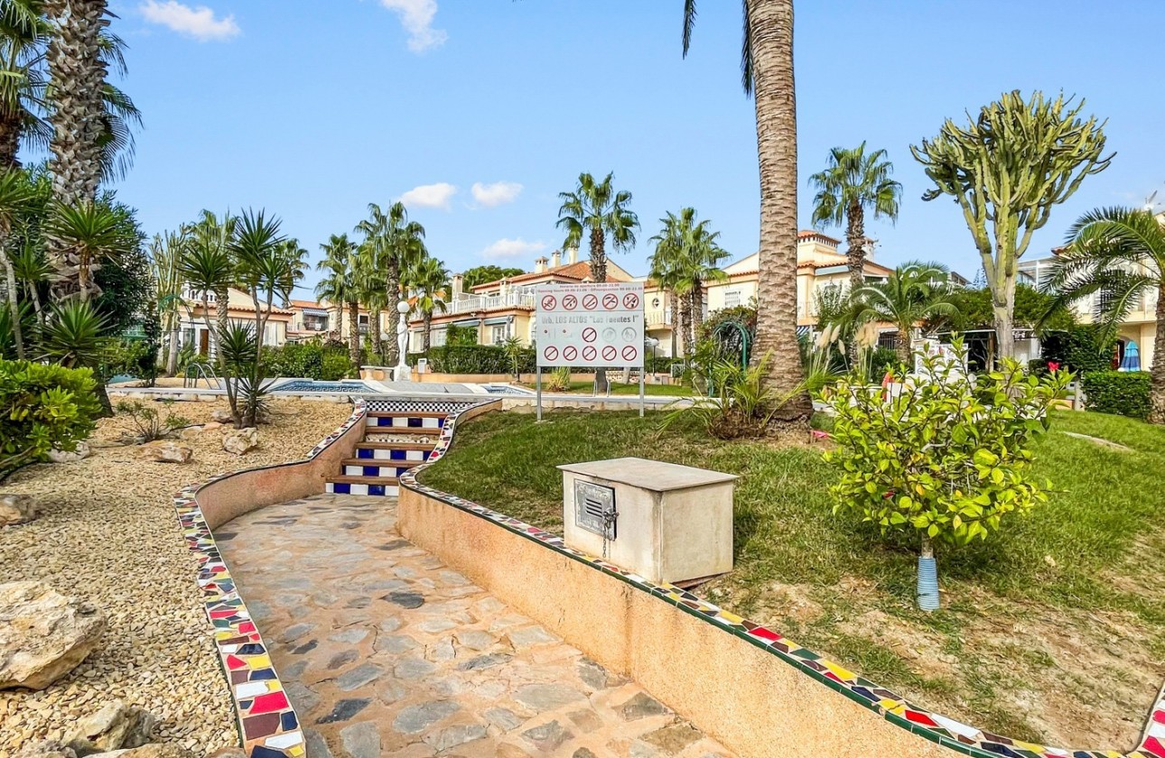 Resale - Apartment - Orihuela Costa - Los Altos *