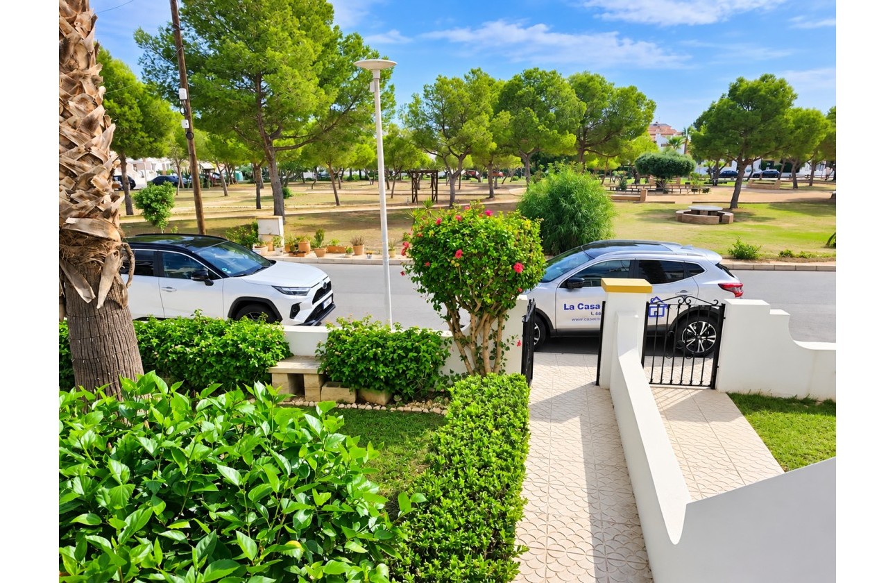 Resale - Apartment Ground Floor Apartment - Orihuela Costa - Villamartín *