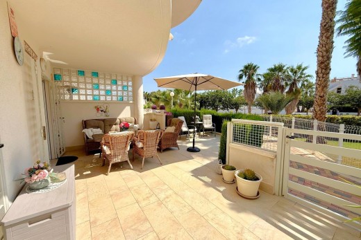 Resale - Apartament - Orihuela Costa - Villamartin