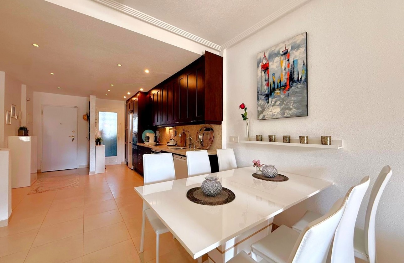 Resale - Apartament - Orihuela Costa - Villamartin
