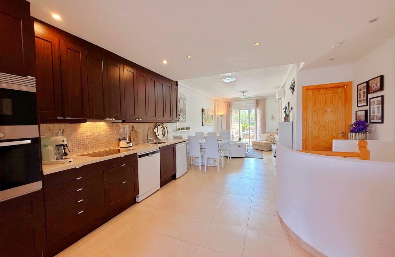 Resale - Apartament - Orihuela Costa - Villamartin