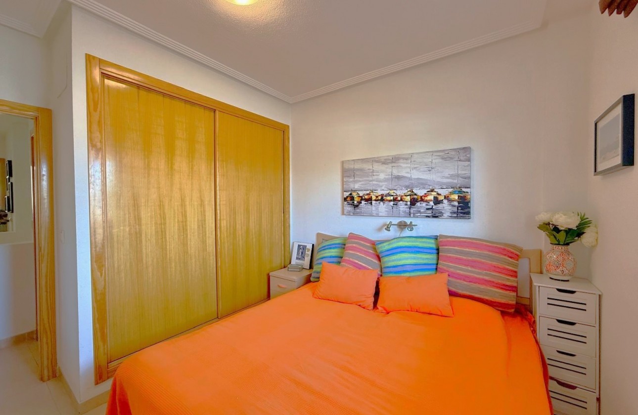 Resale - Apartament - Orihuela Costa - Villamartin