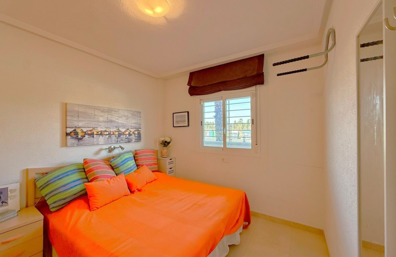 Resale - Apartament - Orihuela Costa - Villamartin