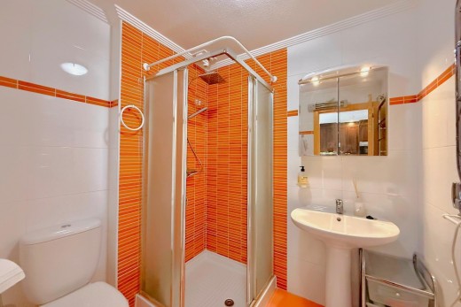 Resale - Apartament - Orihuela Costa - Villamartin