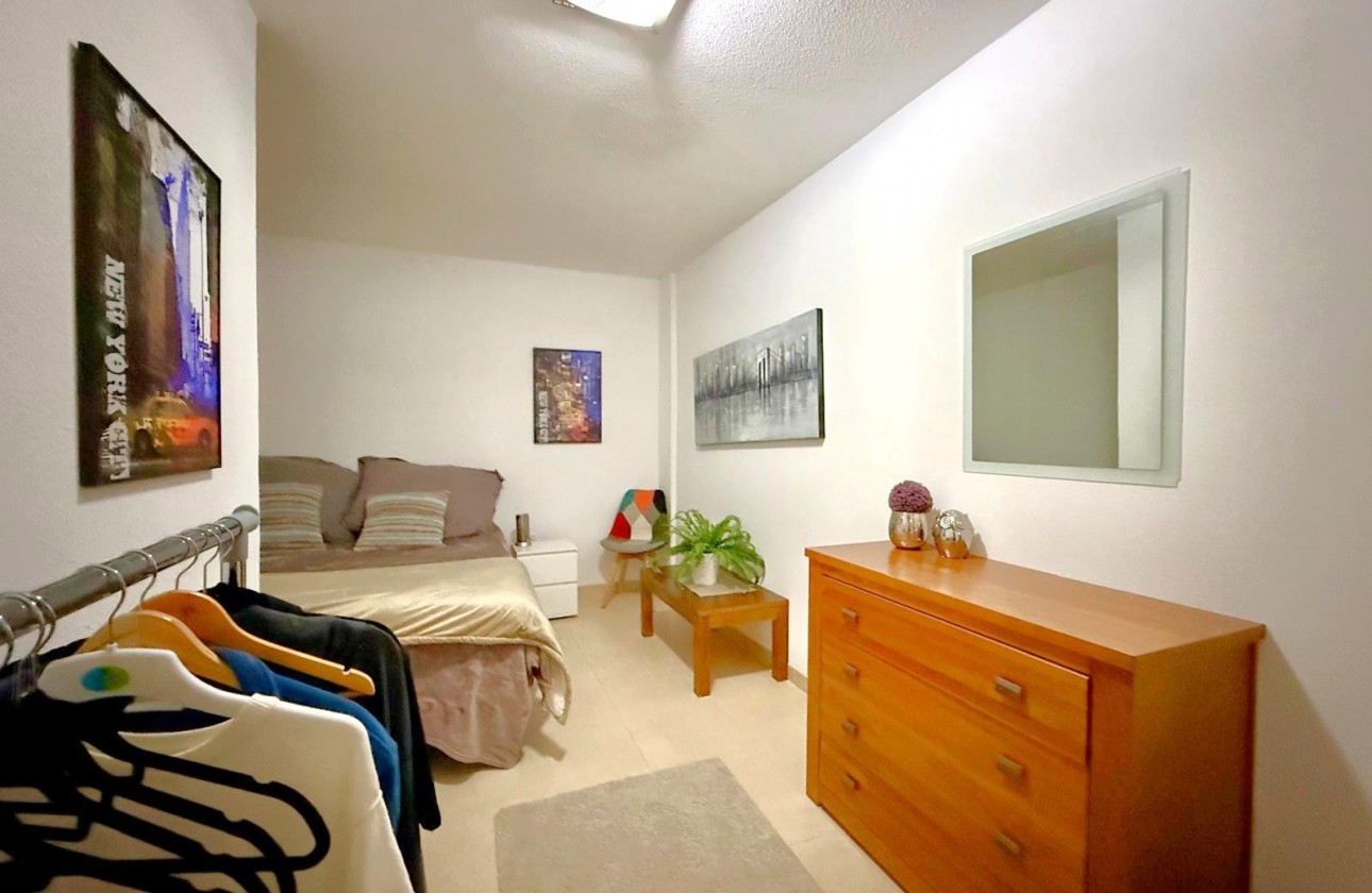 Resale - Apartament - Orihuela Costa - Villamartin