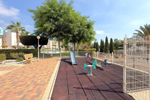 Resale - Apartament - Orihuela Costa - Villamartin
