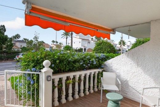 Resale - Apartment - Orihuela Costa - Villamartín