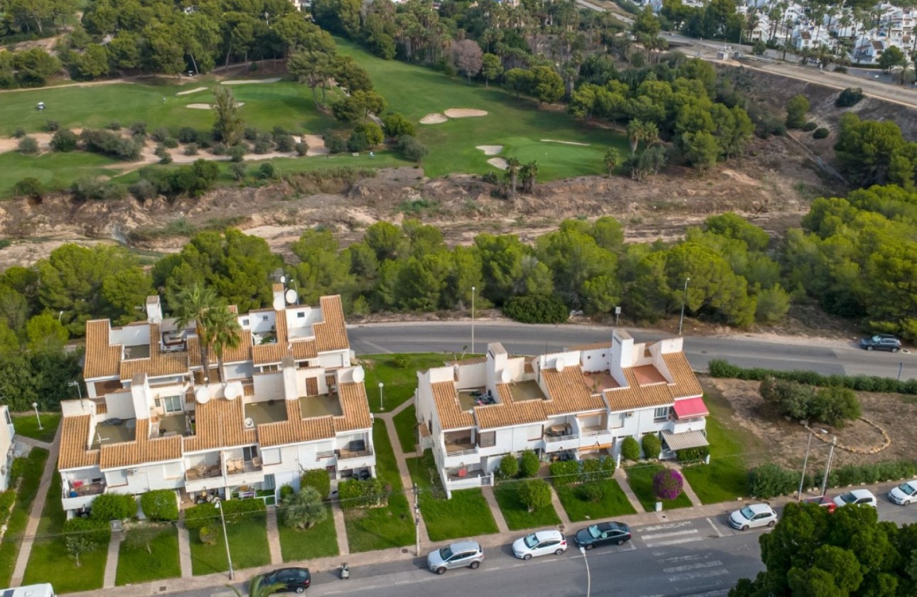 Resale - Apartment - Orihuela Costa - Villamartín