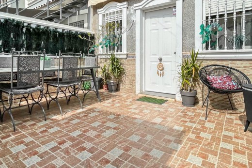 Resale - Bungalow - Torrevieja - La Siesta - El Salado -  Torreta