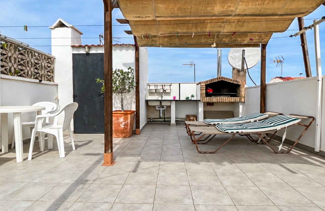 Resale - Bungalow - Torrevieja - La Siesta - El Salado -  Torreta