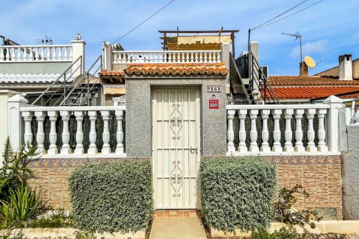 Resale - Bungalow - Torrevieja - La Siesta - El Salado -  Torreta