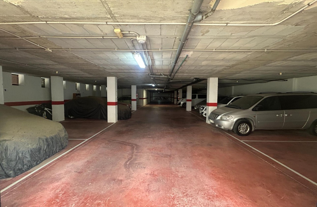 Reventa - Parking - Orihuela Costa - Campoamor