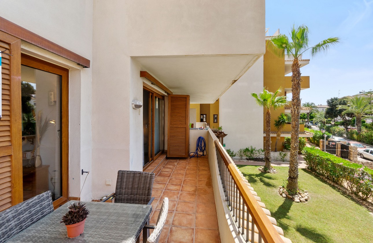 Resale - Apartment - Punta Prima - La Entrada