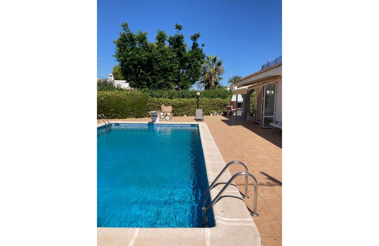 Reventa - Chalet - Orihuela Costa