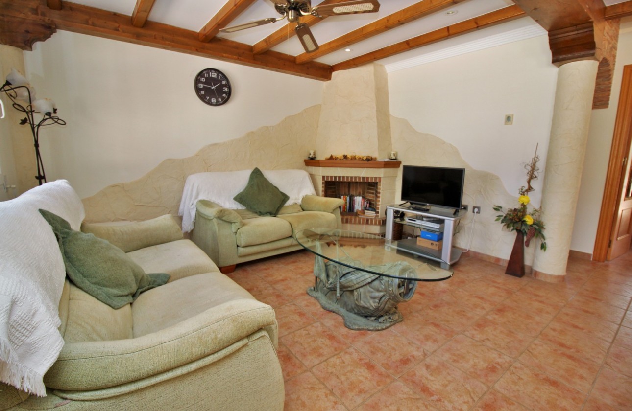 Resale - Villa - Villamartin - Los Dolses