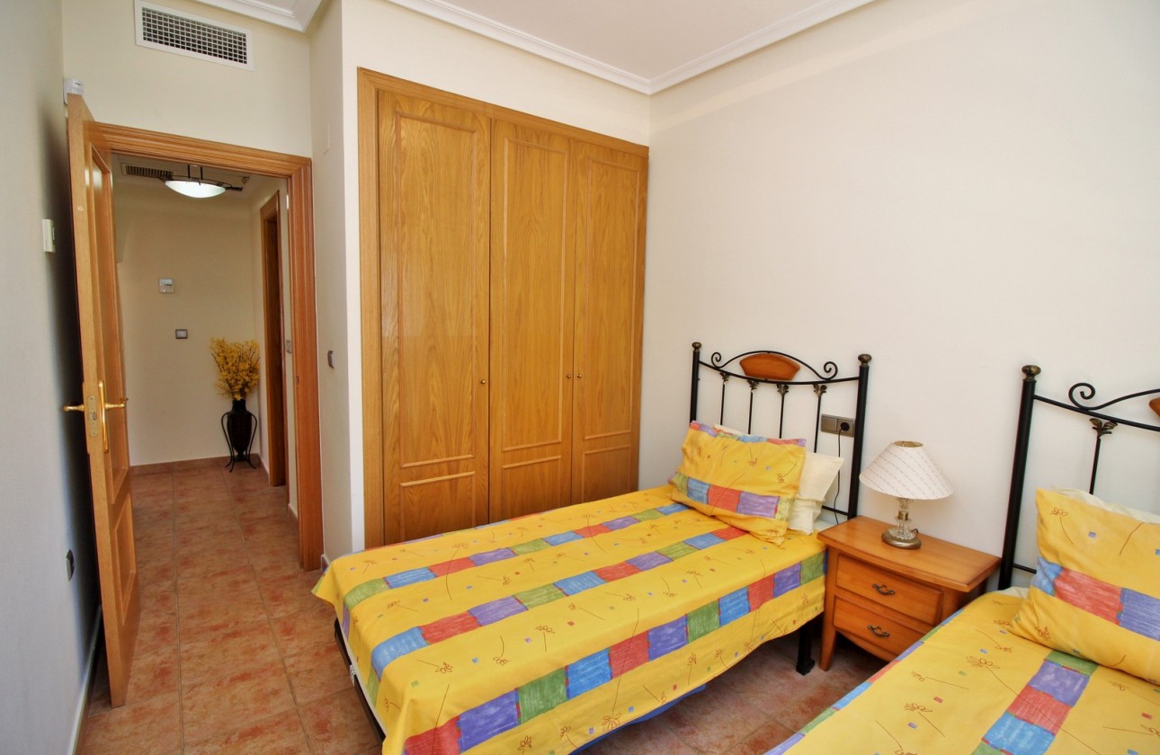 Resale - Villa - Villamartin - Los Dolses