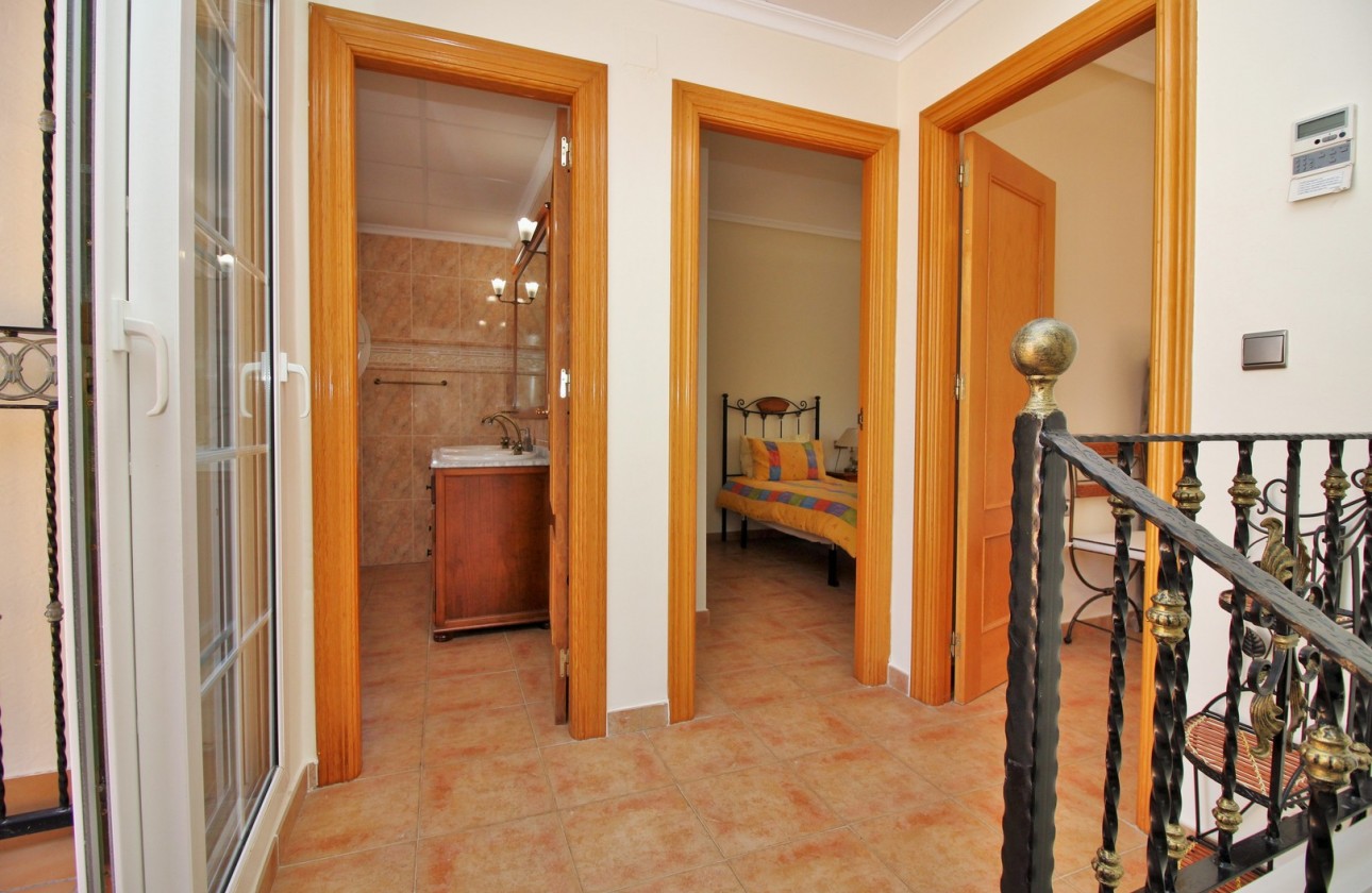 Resale - Villa - Villamartin - Los Dolses