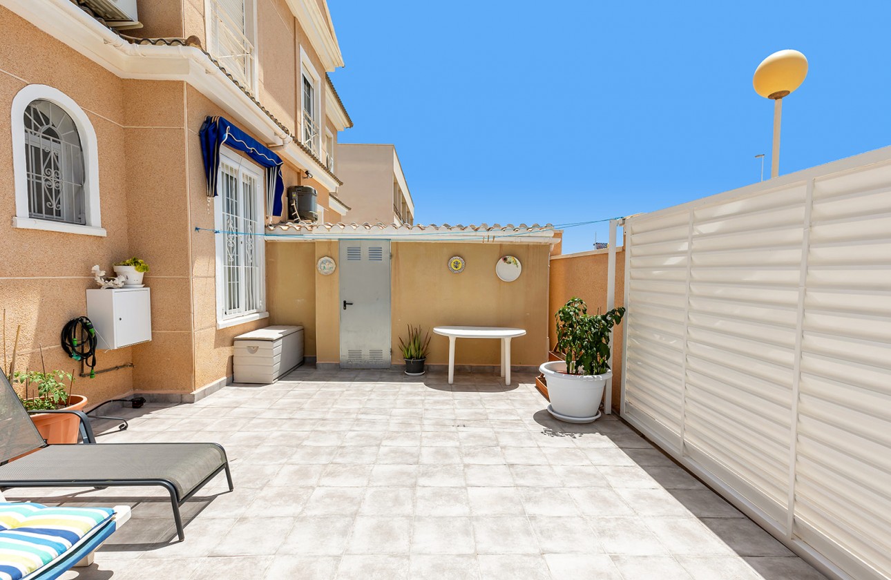 Resale - Apartment - Orihuela Costa - La Zenia