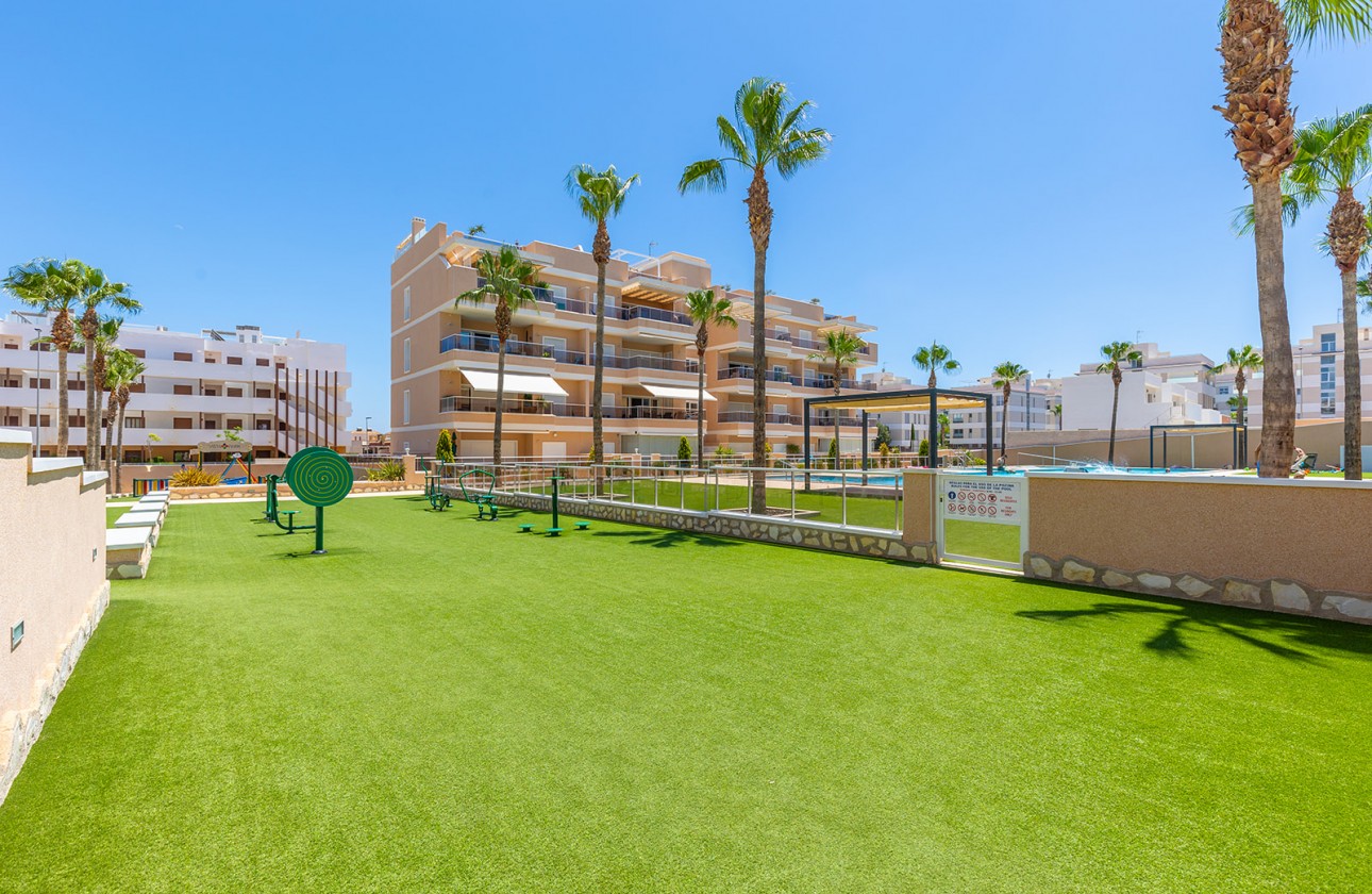 Resale - Apartment - Orihuela Costa - Villamartín-Las Filipinas