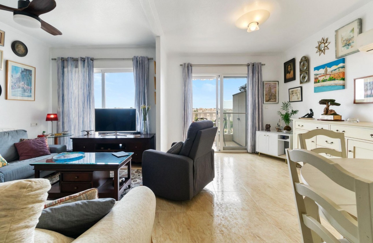 Resale - Apartment - Orihuela Costa - Campoamor