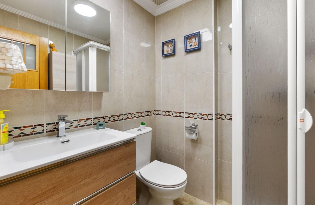 Reventa - Apartamento - Orihuela Costa - Campoamor