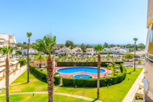 Resale - Apartment - Orihuela Costa - Campoamor