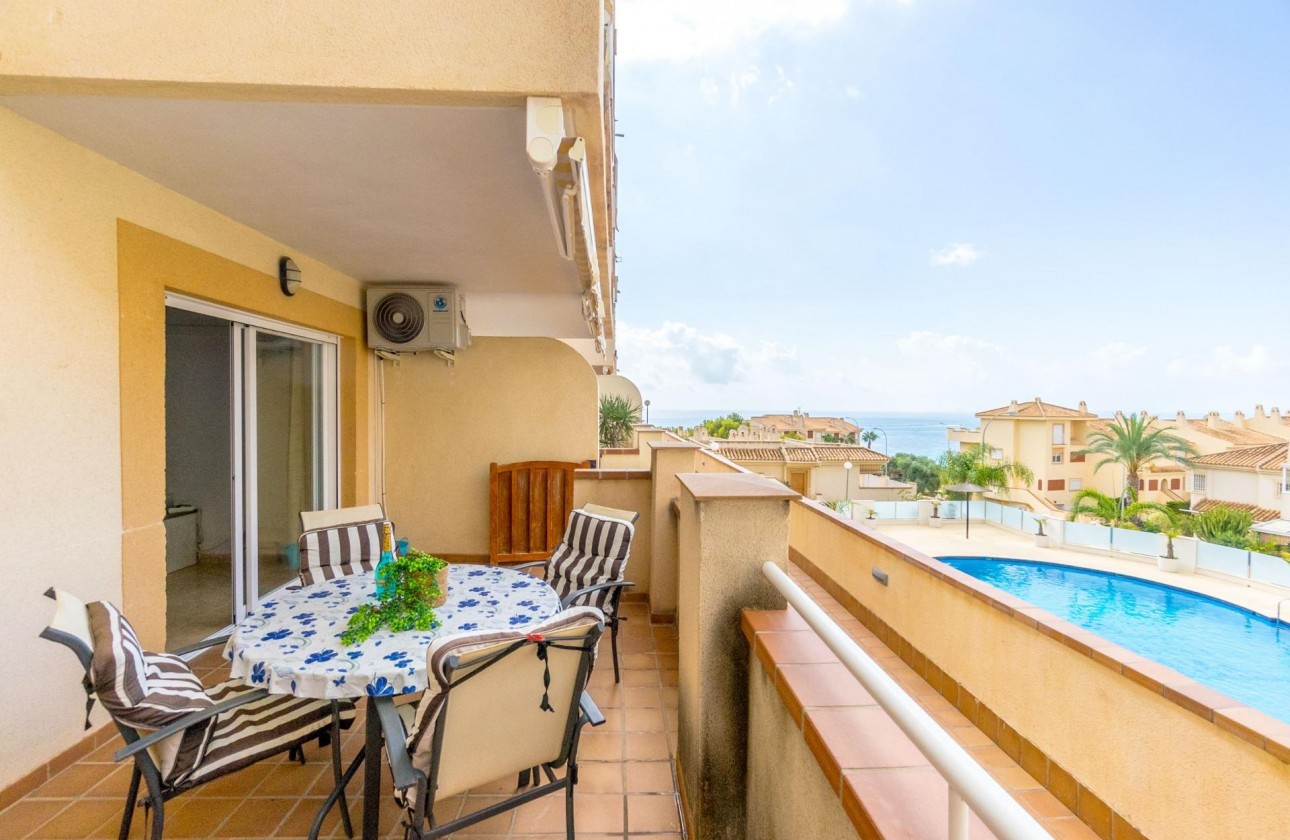 Resale - Apartment - Orihuela Costa - Campoamor