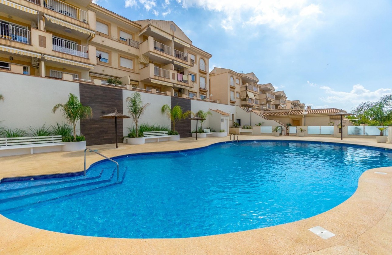 Reventa - Apartamento - Orihuela Costa - Campoamor