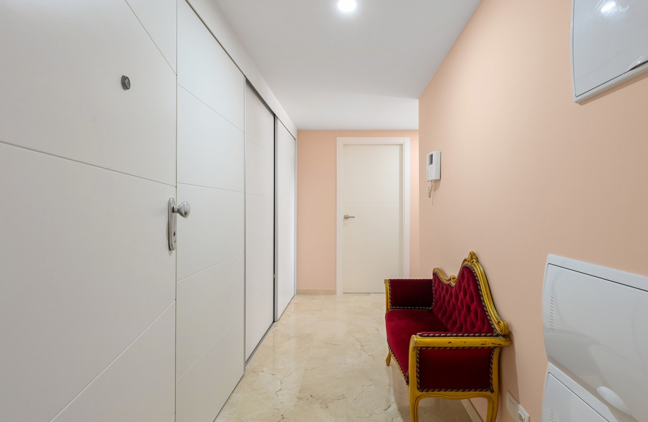 Resale - Apartment - Punta Prima - La Recoleta