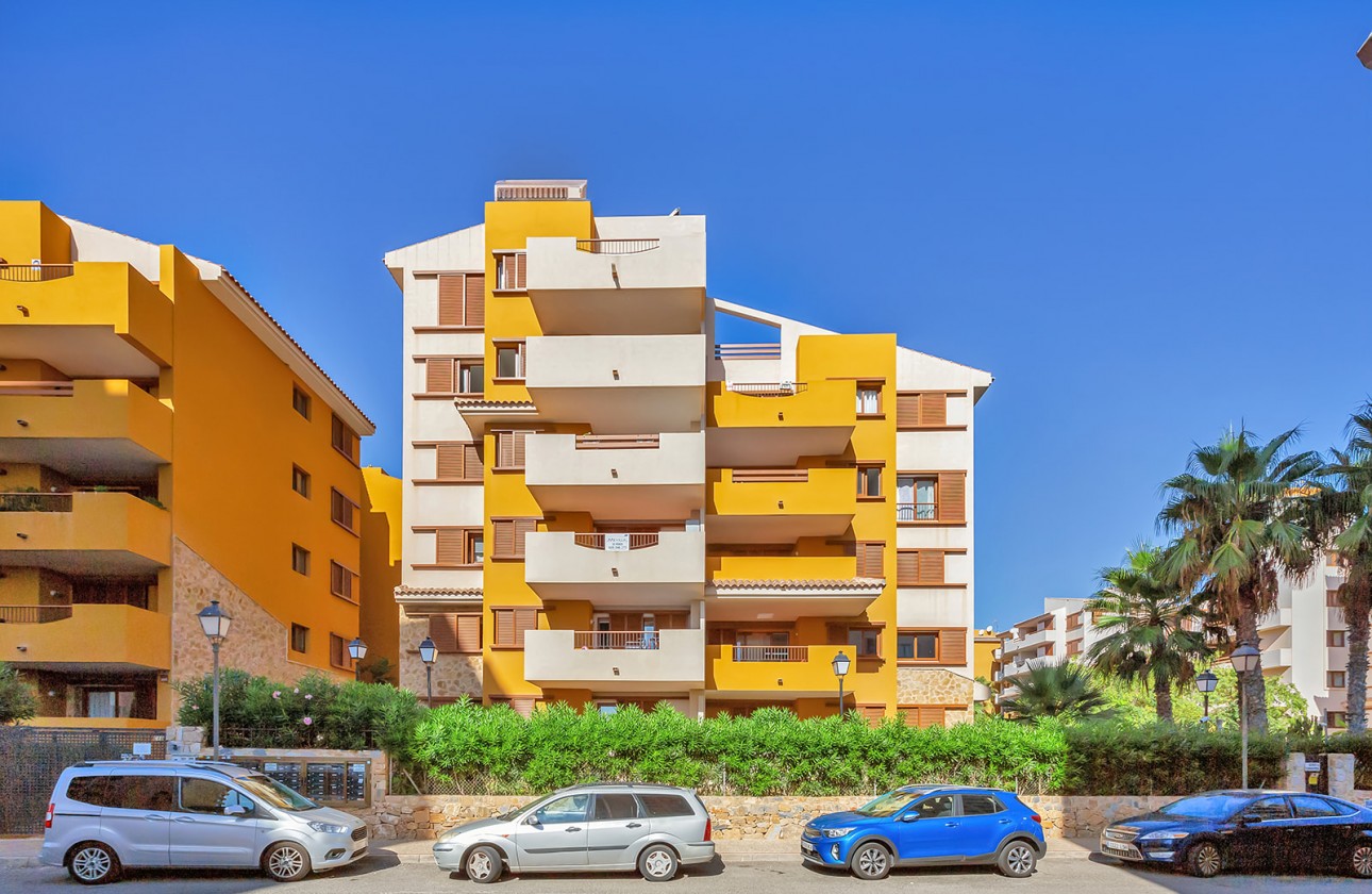 Resale - Apartment - Punta Prima - La Recoleta