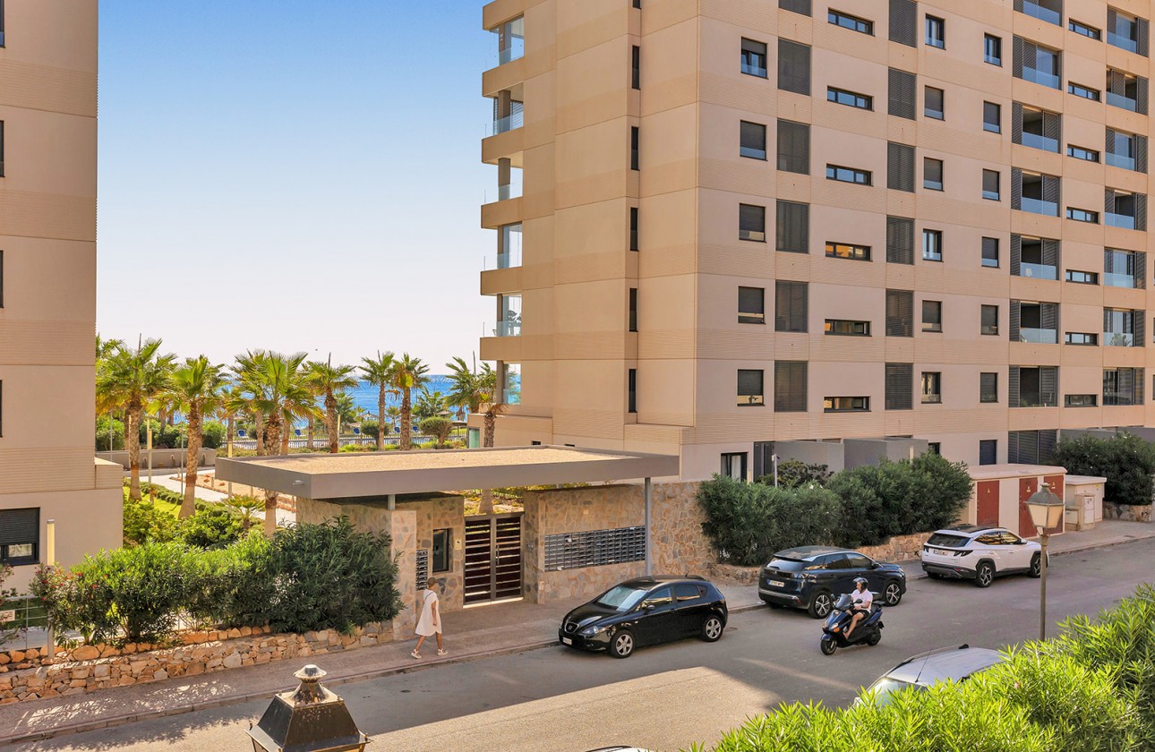 Resale - Apartment - Punta Prima - La Recoleta