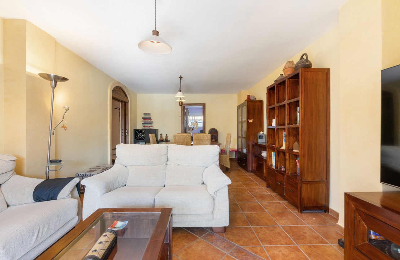 Resale - Apartment - Punta Prima - El Acequión