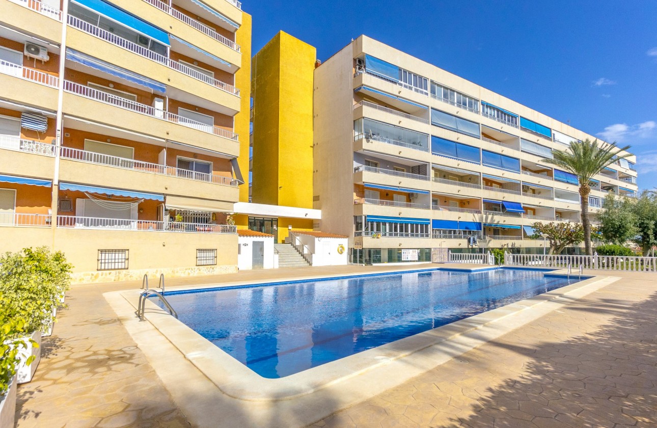 Resale - Apartment - Punta Prima - El Acequión