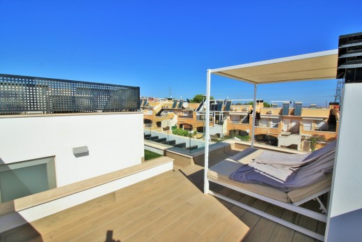 Resale - Villa - Villamartin