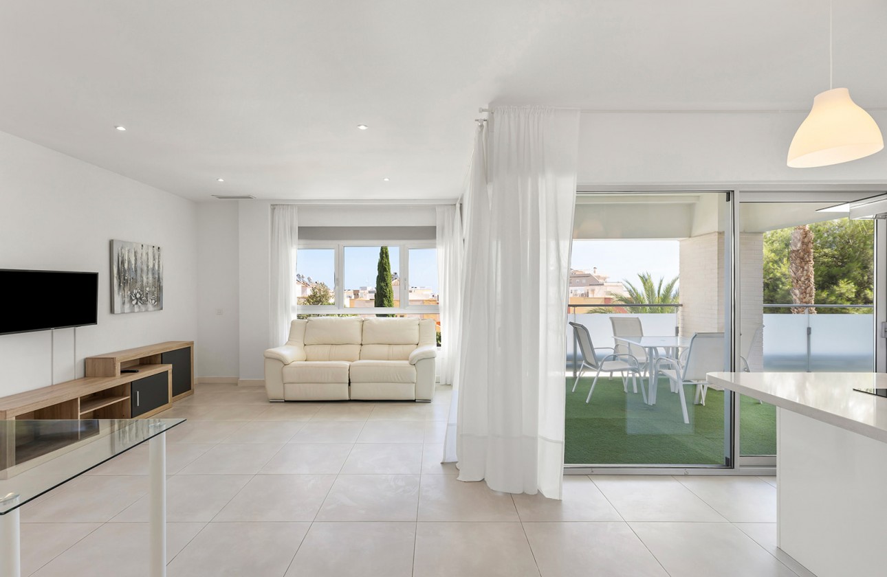 Resale - Apartment - Orihuela Costa - Villamartín-Las Filipinas