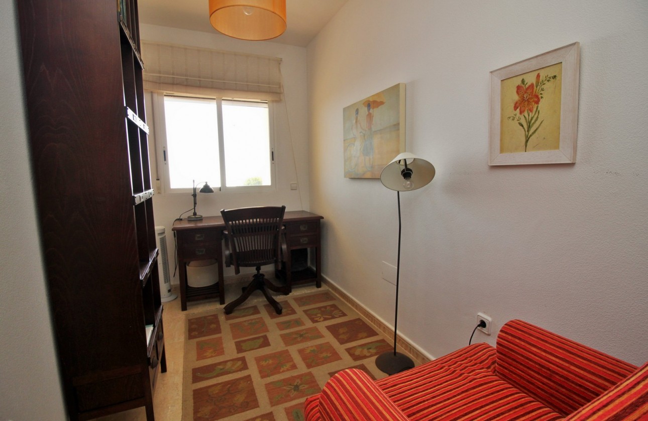 Resale - Apartment - Cabo Roig