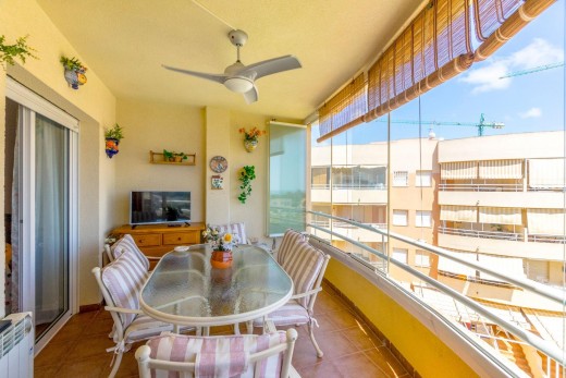 Resale - Apartment - Orihuela Costa - Campoamor