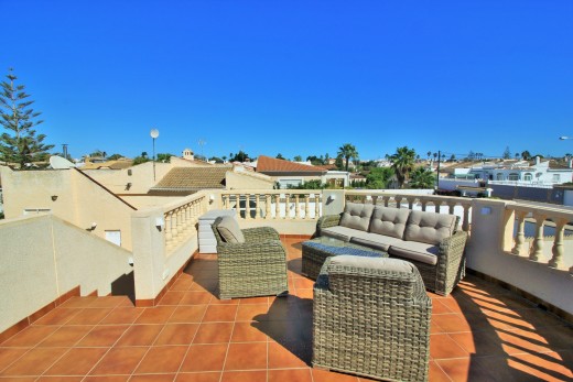 Resale - Villa - Torrevieja - La Siesta