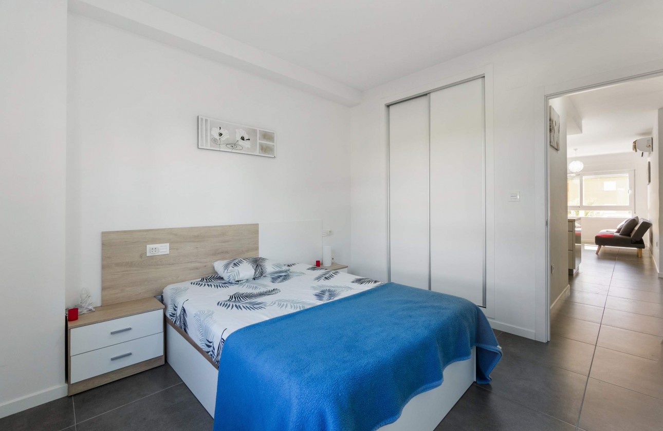 Reventa - Apartamento - Orihuela Costa - Campoamor