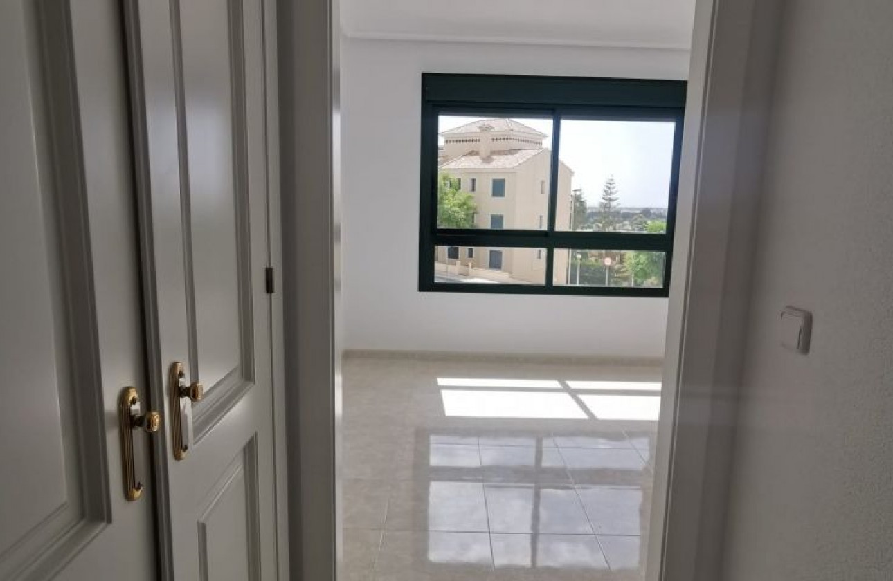 Resale - Apartment - Orihuela Costa