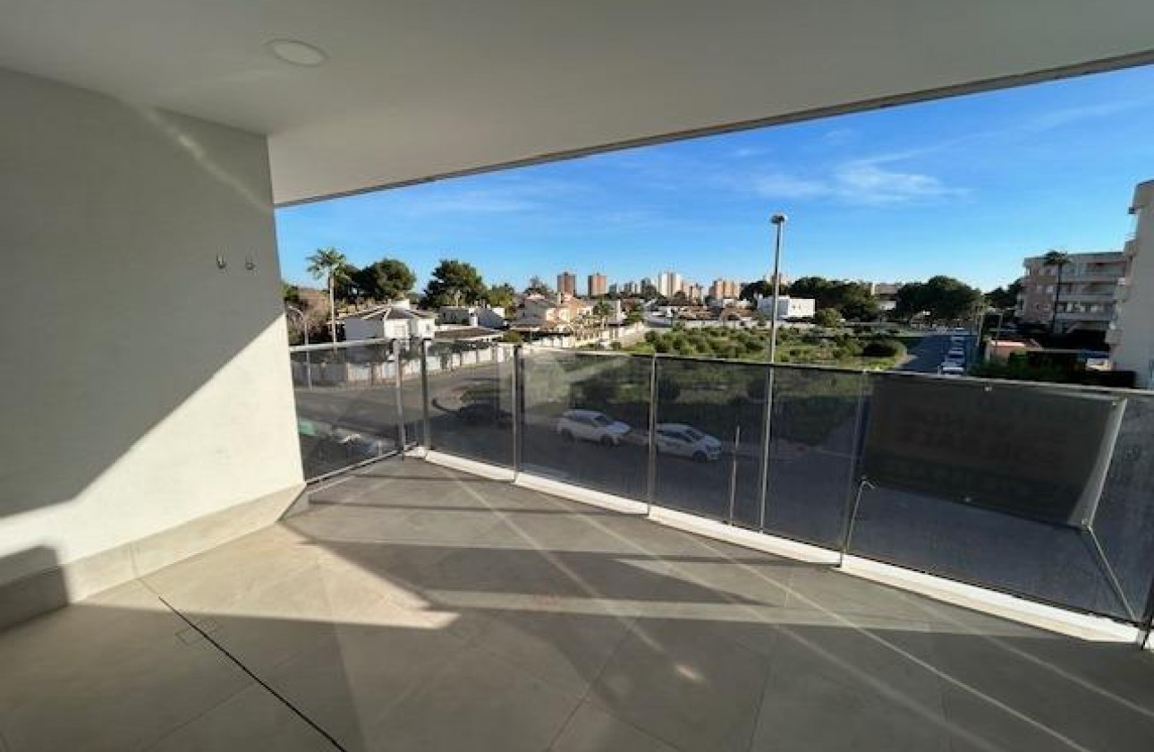 Resale - Apartment - Orihuela Costa - Altos de Campoamor