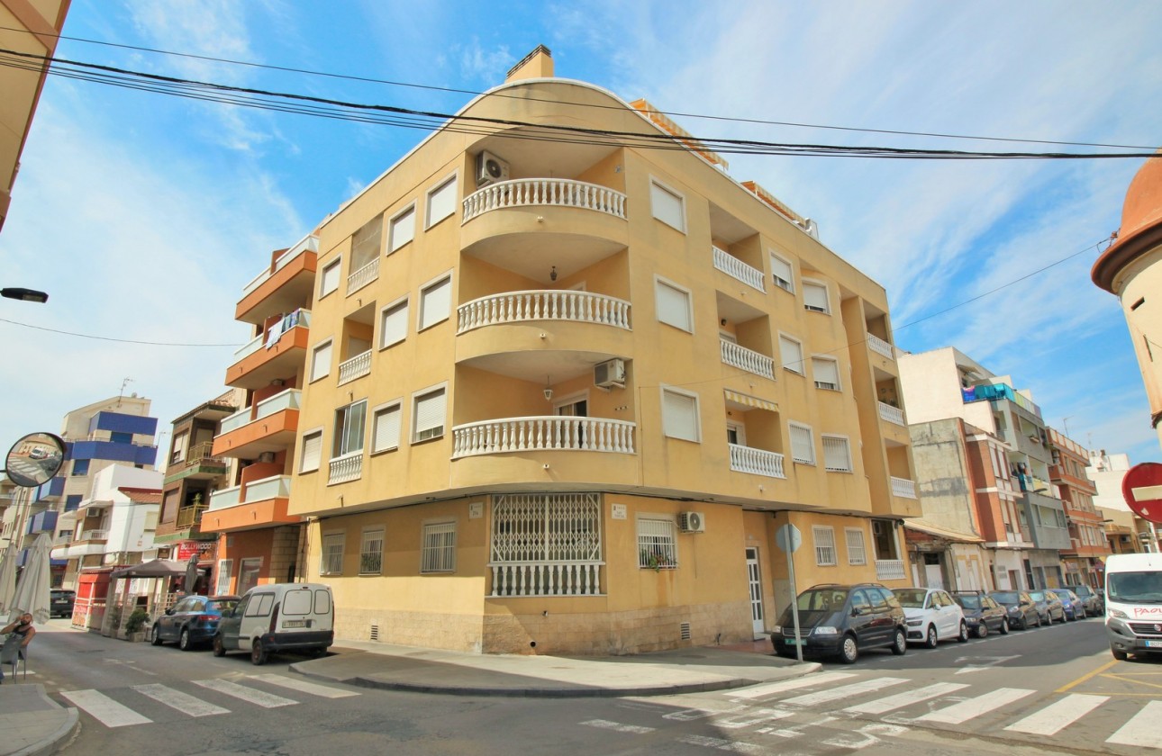 Resale - Apartment - Torrevieja