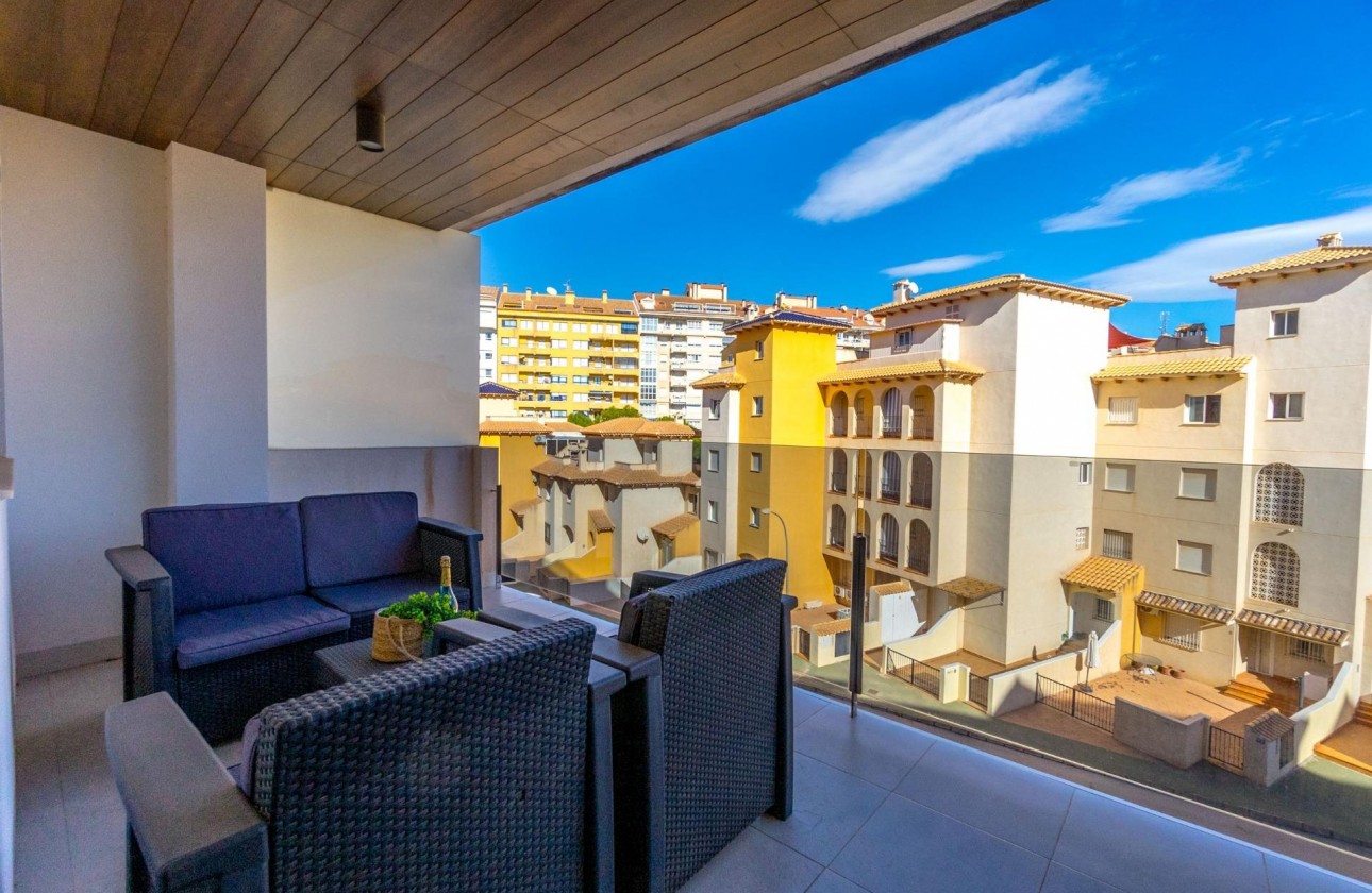 Reventa - Apartamento - Orihuela Costa - Altos de Campoamor