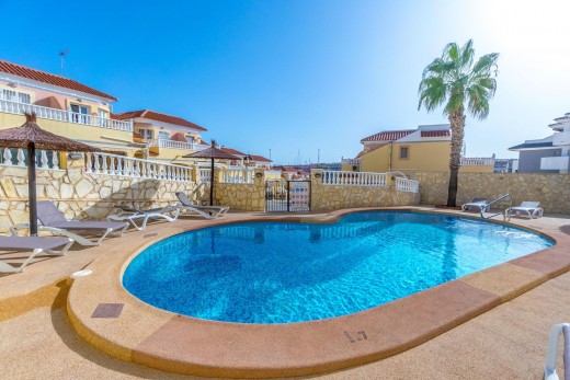 Reventa - Terraced house - Orihuela Costa - Las Filipinas