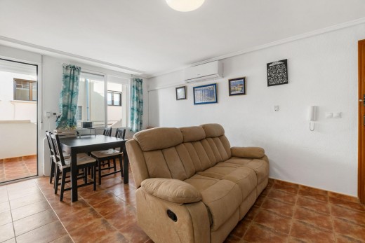 Resale - Apartment - Torrevieja - La Mata