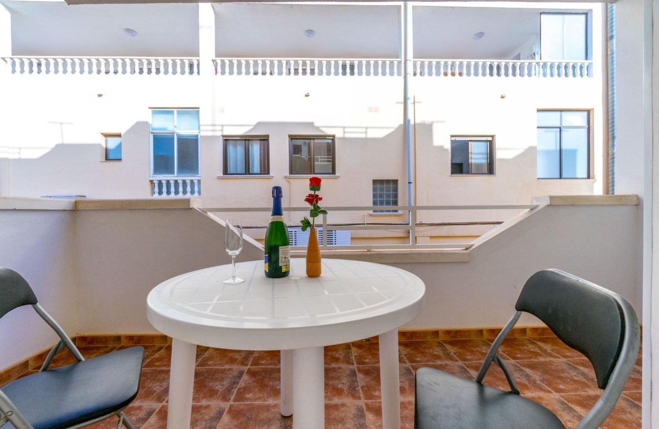 Resale - Apartment - Torrevieja - La Mata