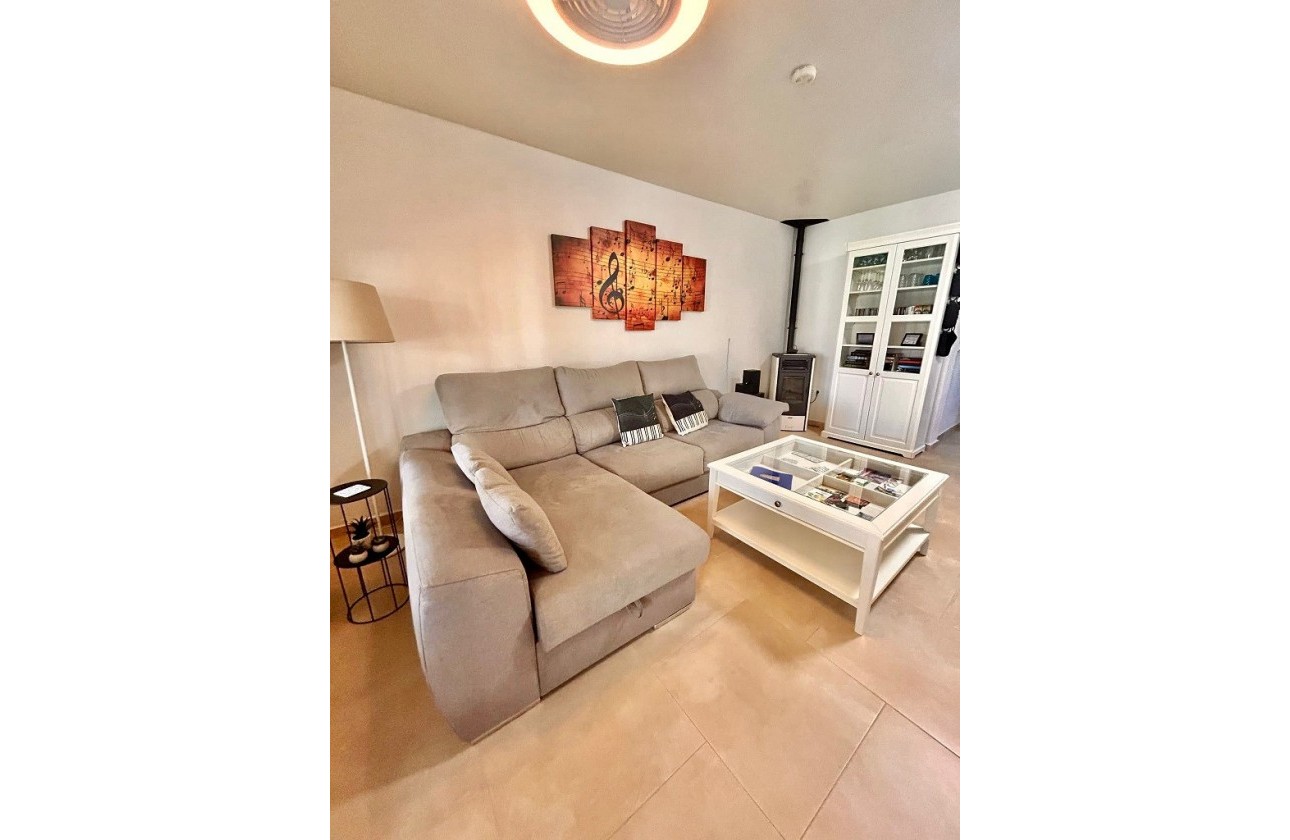 Resale - Apartment - Villamartin