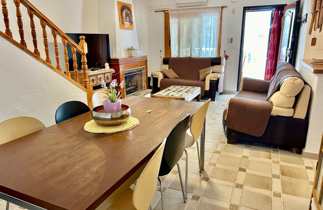Resale - Villa - Villamartin