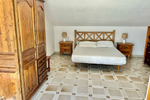 Resale - Villa - Villamartin