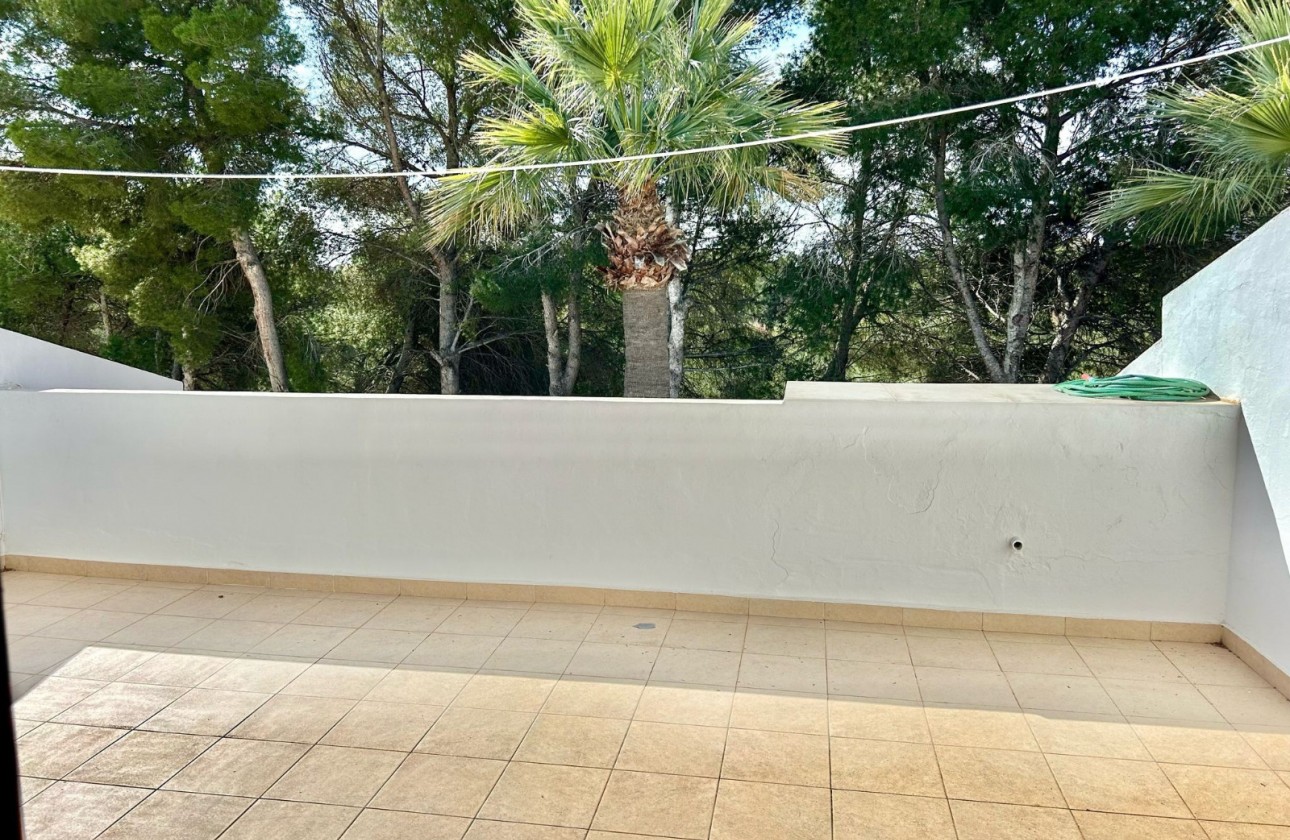 Resale - Villa - Villamartin